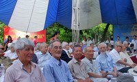 原黄耀城救国青年传统见面会在河内举行