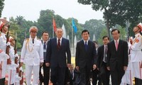 越南外长范平明谈张晋创主席访问哈萨克斯坦成果