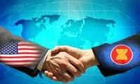 东盟与美国加强合作
