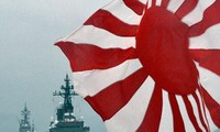 日本举行阅舰式庆祝海上自卫队成立60周年