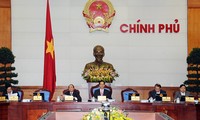 越南政府举行11月份例行记者会