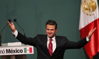 墨西哥总统宣誓就职，承诺消除犯罪饥饿