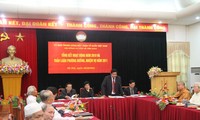 越南祖国阵线中央委员会讨论1992年宪法修正草案征求人民意见工作开展问题