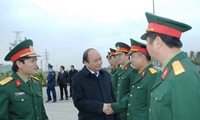 越南政府副总理阮春福视察海警第一区