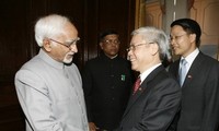 印度副总统哈米德.安萨里访问越南
