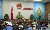 越南政府举行一月份工作例会