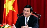 越南国家主席张晋创到平阳省拜年