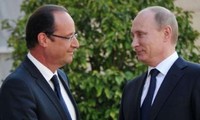 法国总统奥朗德访问俄罗斯