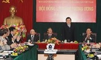  越共中央理论委员会第14次会议在河内举行