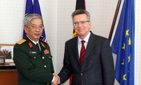 越南高级军事代表团访问德国