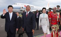 中国国家主席强调将与非洲建立真诚友好关系