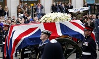 英国为前首相撒切尔夫人举行隆重葬礼