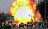 伊拉克发生针对军队和朝圣者的炸弹袭击