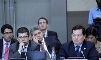 越南出席在法国举办的各国海外侨民会议
