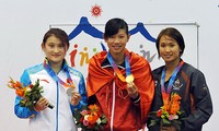 越南运动员在2013年亚洲室内运动会上夺得金牌
