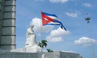 越共中央宣教部代表团访问古巴