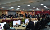东盟地区论坛和东亚峰会外长会议在文莱开幕