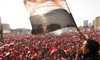 埃及军方发动军事政变，推翻穆尔西总统