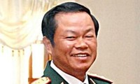 越南人民军总参谋长访问泰国 