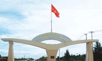 阮春福出席朱莱开放经济区成立10周年纪念仪式