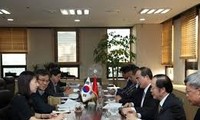 越南政府副总理阮善仁访问韩国