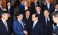 张晋创主席会见出席越日高级经济论坛的日越议员联盟会长