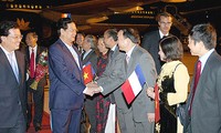 阮晋勇总理在法国国际关系研究院发表演讲