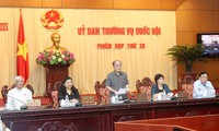 越南国会常委会第22次会议讨论多项重要问题