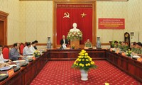 越南国会主席阮生雄与公安部领导同志座谈
