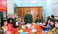 越南举行多项切实活动，纪念10.20越南妇女节