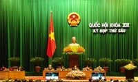 越南国会讨论社会经济问题