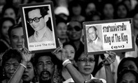 泰国：反对派举行示威抗议特赦法草案