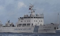  中国海监船进入日中争议岛屿海域