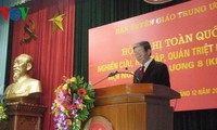 越共中央宣教部举行贯彻落实十一届八中全会决议全国会议