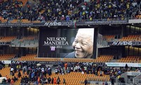 胡志明市各界悼念南非前总统曼德拉