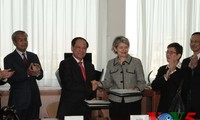 ASEAN和 UNESCO在巴黎签署合作框架协议