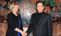 越南政府总理阮晋勇会见亚美尼亚驻越大使
