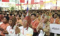 缅甸反对派民盟宣布将参加2015年大选