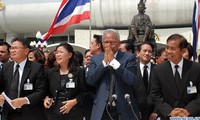 泰国示威者不打算封锁机场