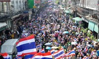 泰国：反政府示威者封锁首都街道，政府呼吁保证示威和平进行