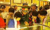 “黄沙、长沙归属越南——历史依据”展在岘港市举行
