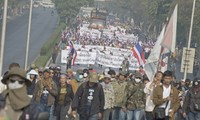 泰国1000名农民赴首都参加示威