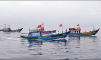 广义省渔民同时出海开展远海捕捞