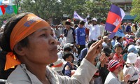 柬埔寨取消禁止示威令