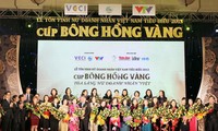 越南女企业家绽放光彩并融入世界