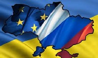 俄罗斯、欧盟、美国应通过对话解决乌克兰危机
