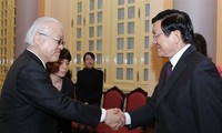 越南国家主席张晋创会见日本参议员武见敬三