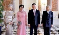 越南国家主席访问日本大阪市