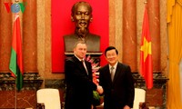 越南国家主席张晋创会见白俄罗斯外交部长弗拉基米尔•马克伊