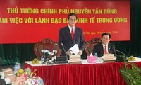 越南政府总理关于与中央经济部工作座谈会的结论